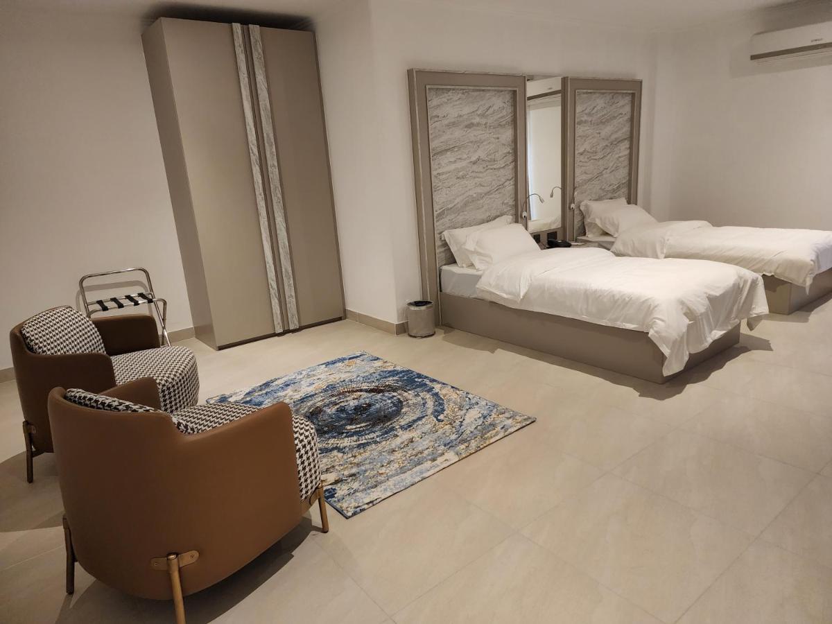 Imperial Suites Hotel มานามา ภายนอก รูปภาพ