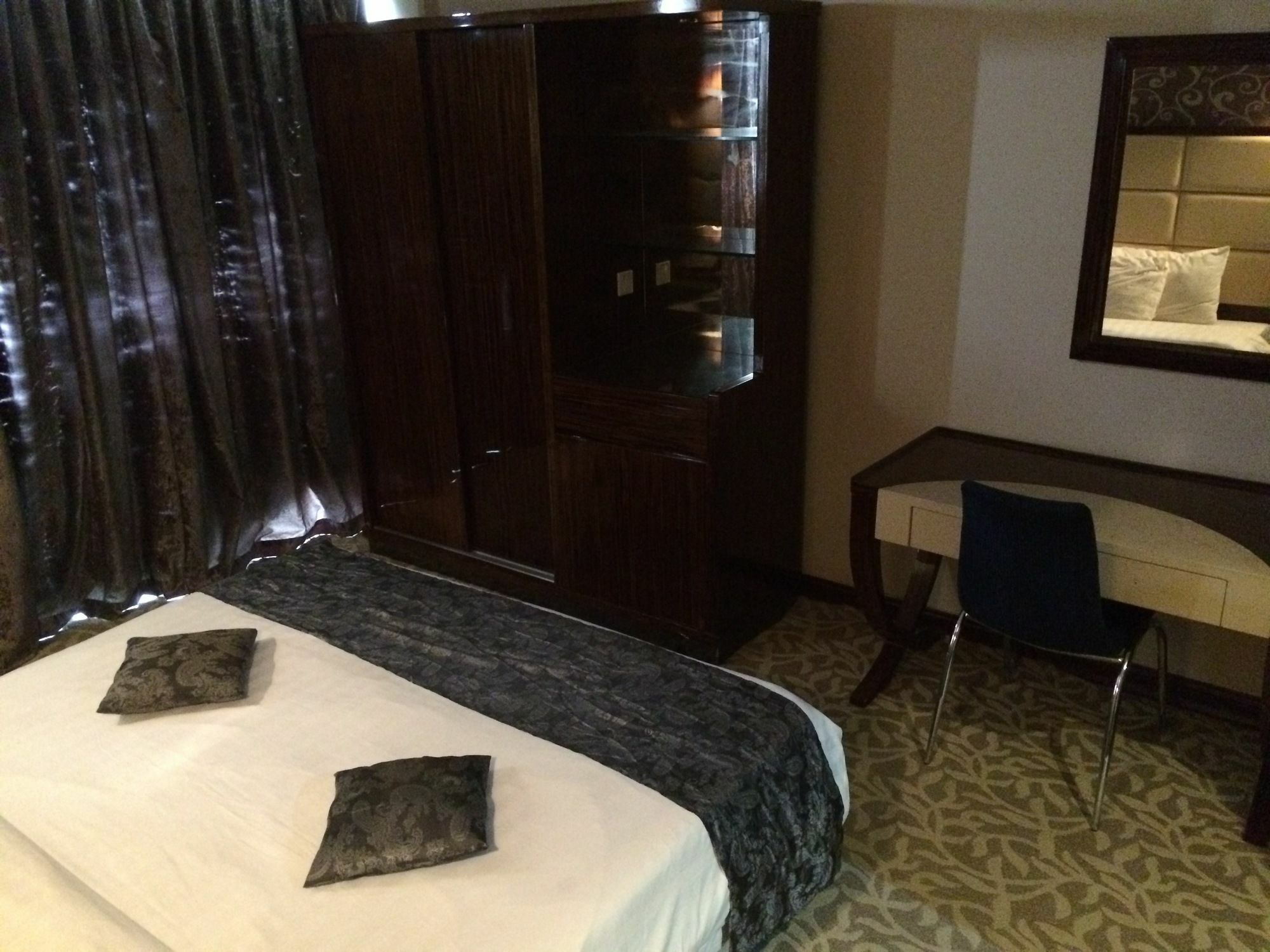 Imperial Suites Hotel มานามา ภายนอก รูปภาพ
